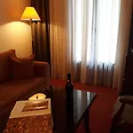 Apollonia 4*