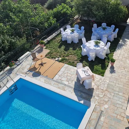 Apollonia 4* Delfi