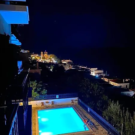 Apollonia Hotel