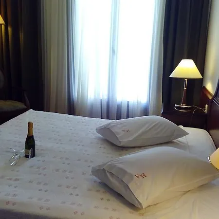 Hotell Apollonia Delphi