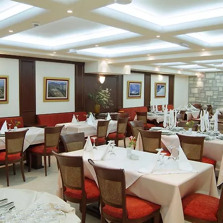 Hotell Apollonia Delphi